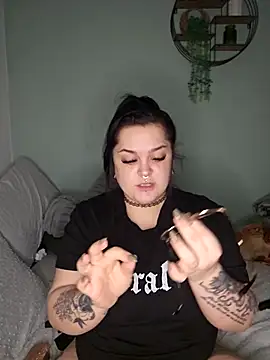 Saucy-Serenity online show from February 24, 2026, 8:21 pm