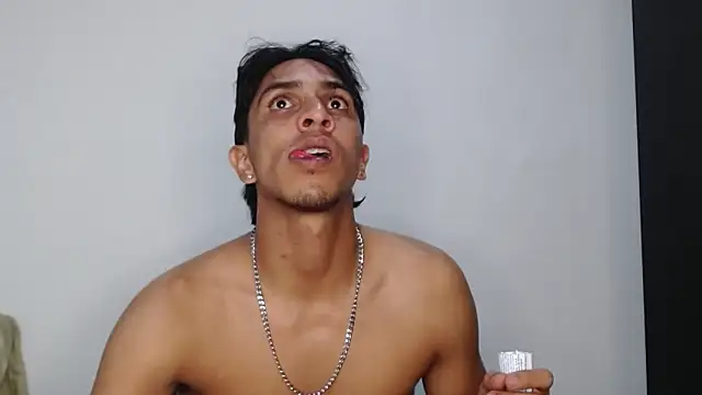 Monkey uchiha777 online show from November 6, 2025, 1:42 am