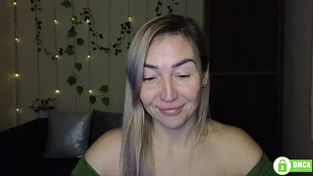 Kiss julli88I online show from December 16, 2025, 6:34 pm