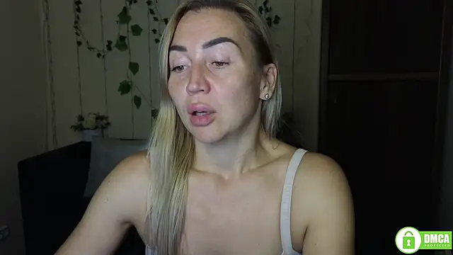 Kiss julli88I online show from October 12, 2025, 5:25 pm