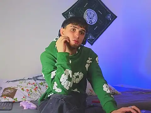 samevansx  online show from December 5, 2025, 5:33 pm