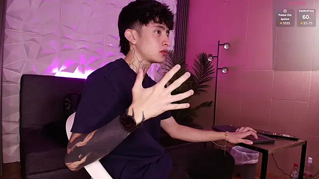 troy rouge online show from December 2, 2025, 7:26 pm