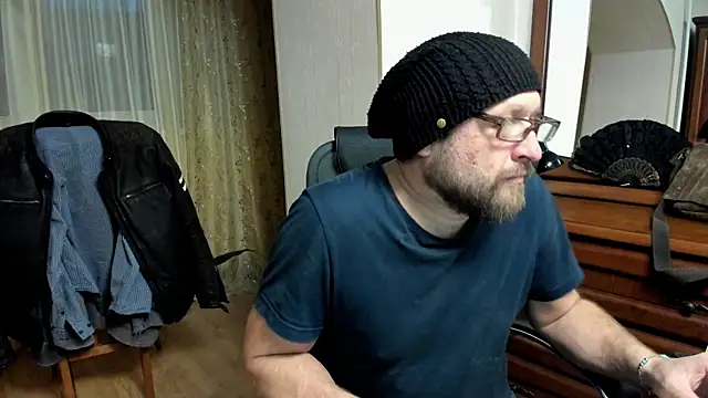 Grandor M online show from March 7, 2025, 3:18 pm