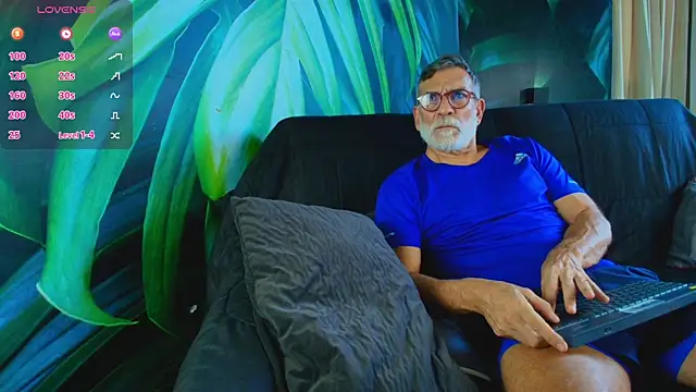 LukeCrews online show from September 17, 2025, 7:16 pm