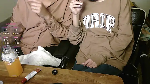 NaughtyThrouple007 online show from December 18, 2025, 11:19 pm