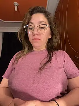 Luna-nevada online show from April 16, 2026, 10:38 am