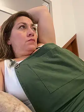 Luna-nevada online show from February 20, 2026, 10:33 pm