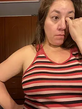 Luna-nevada online show from February 19, 2026, 10:34 am