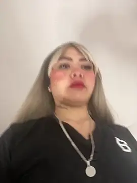 Snapshot of Mia_cullen_ chatting on November 10, 2025, 10:48 pm Mia cullen online show from November 10, 2025, 10:48 pm