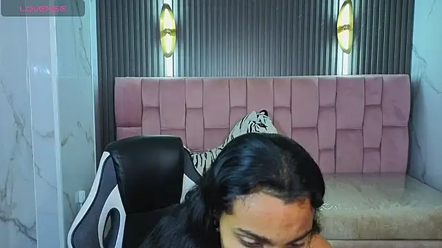 Snapshot of _wendy_b chatting on November 27, 2025, 7:47 pm wendy b online show from November 27, 2025, 7:47 pm