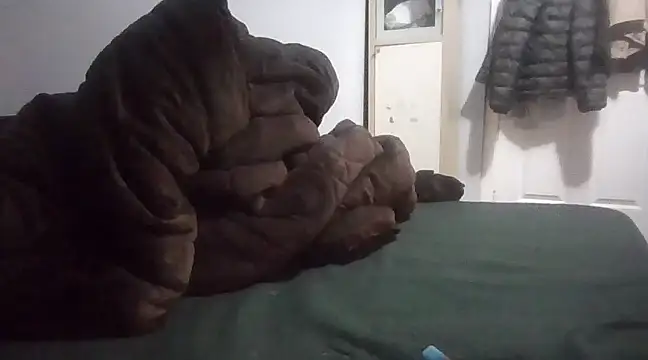 njariwala6 online show from March 7, 2025, 8:23 am