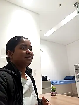 Snapshot of Paula6Colombia chatting on March 14, 2025, 11:32 pm Paula6Colombia online show from March 14, 2025, 11:32 pm