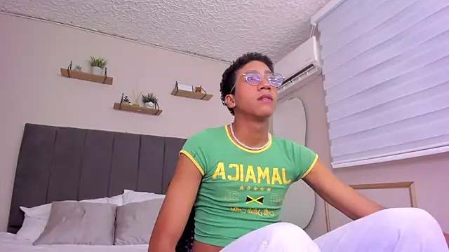 Danny Twink20 online show from March 18, 2025, 9:32 pm