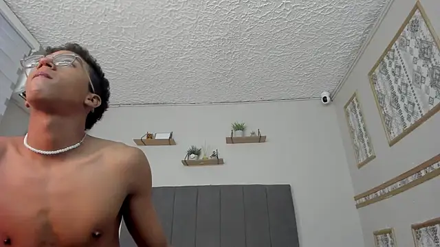 Danny Twink20 online show from March 11, 2025, 6:08 am