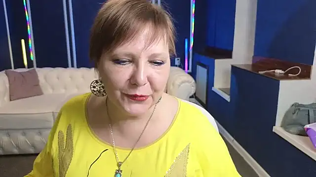 Snapshot of Kira_Kenet chatting on March 11, 2025, 9:04 pm Kira Kenet online show from March 11, 2025, 9:04 pm