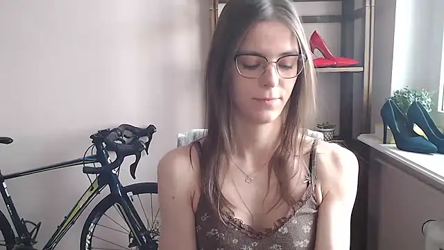 love megi online show from March 1, 2026, 7:41 am