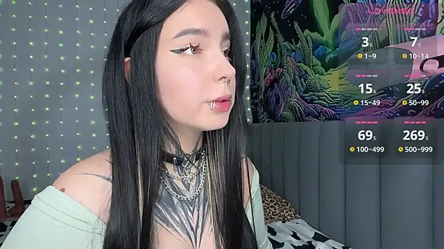 Snapshot of yourvodka chatting on December 20, 2025, 2:47 am yourvodka online show from December 20, 2025, 2:47 am