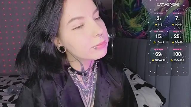 Snapshot of yourvodka chatting on February 24, 2026, 6:03 am yourvodka online show from February 24, 2026, 6:03 am