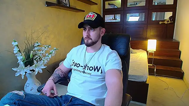 MatiasDean online show from March 14, 2025, 8:53 am