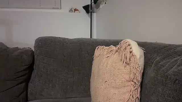 krystenxox online show from November 1, 2025, 4:52 am