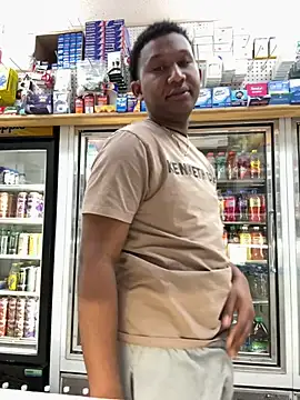 Snapshot of wainer02 chatting on March 19, 2025, 2:24 pm wainer02 online show from March 19, 2025, 2:24 pm