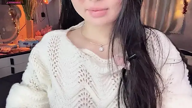 Snapshot of MI_KA22 chatting on November 16, 2025, 4:12 pm MI KA22 online show from November 16, 2025, 4:12 pm