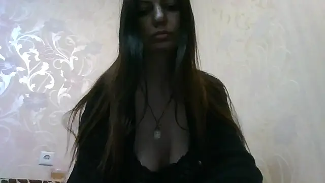 AliseWats online show from October 21, 2025, 5:12 pm