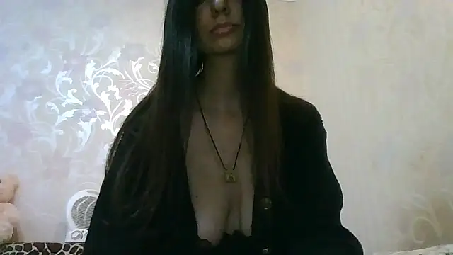 AliseWats online show from November 21, 2025, 8:19 pm