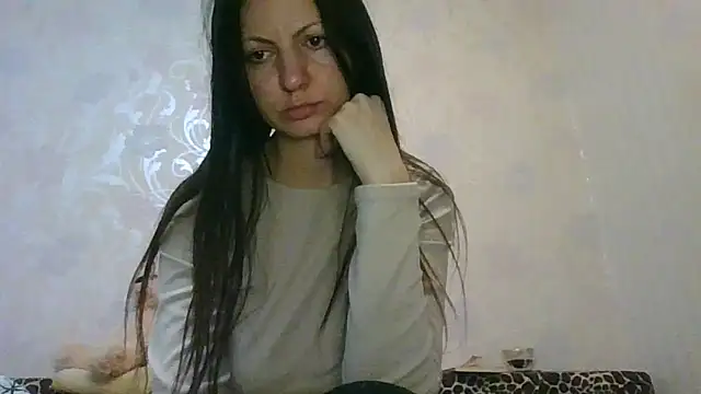 AliseWats online show from April 2, 2026, 8:37 pm