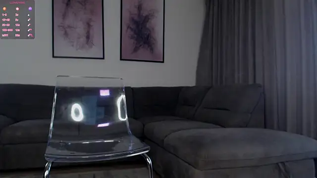 reinakylie online show from October 16, 2025, 1:08 pm