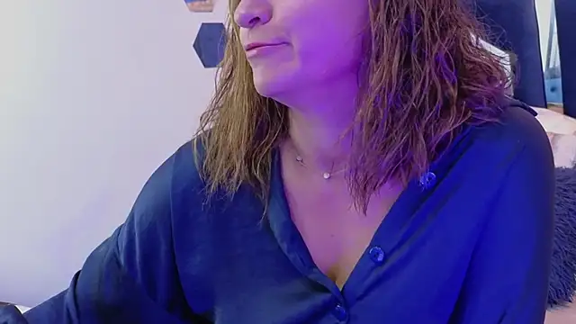 weet Evans    online show from March 18, 2025, 4:40 am