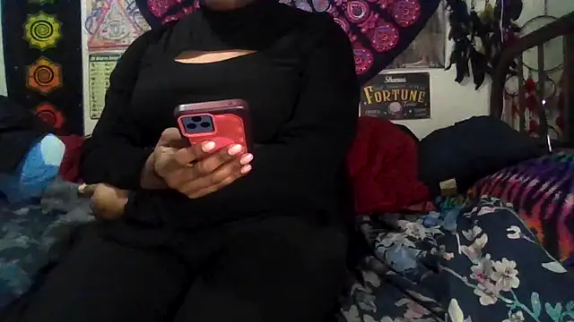 Snapshot of GardeniaFields chatting on February 13, 2026, 8:14 am GardeniaFields online show from February 13, 2026, 8:14 am