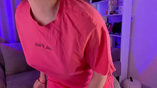 monicaerotic online show from December 5, 2025, 5:06 am