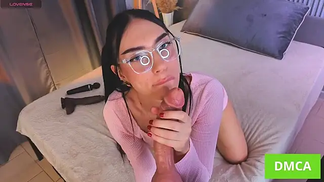 aGaGatha online show from October 26, 2025, 8:26 am