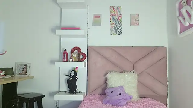 eva sin18 online show from March 24, 2026, 11:05 pm