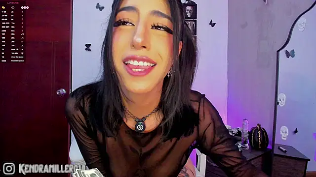 Snapshot of Kendramillerr_1 chatting on November 8, 2025, 8:12 pm Kendramillerr 1 online show from November 8, 2025, 8:12 pm