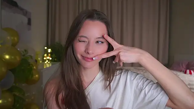 EditaBails online show from March 18, 2026, 7:37 pm