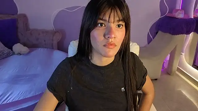 auroracute02 online show from January 8, 2026, 1:17 pm