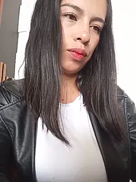 Nathaly 12 online show from May 25, 2026, 6:17 pm