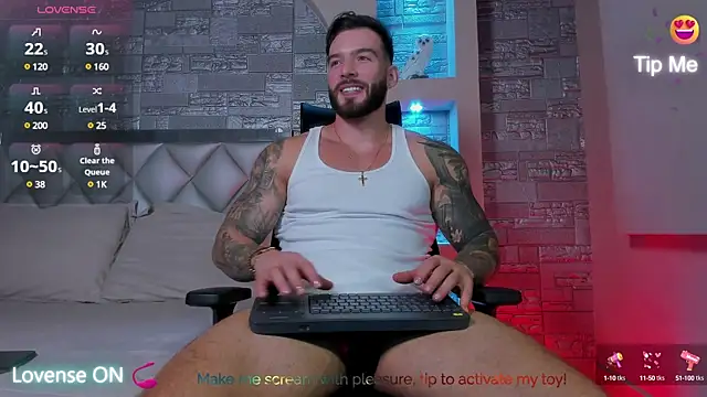 OLIVER COLT online show from March 20, 2025, 3:04 pm