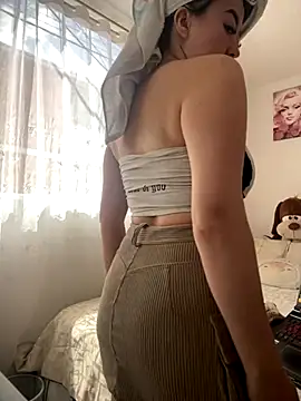 Snapshot of VictoriaGerard_Pink chatting on December 2, 2025, 5:47 pm VictoriaGerard Pink online show from December 2, 2025, 5:47 pm