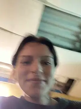 Snapshot of val_zx chatting on September 20, 2025, 7:41 pm val zx online show from September 20, 2025, 7:41 pm