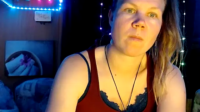 Snapshot of CallMeMaria chatting on March 20, 2025, 8:08 pm CallMeMaria online show from March 20, 2025, 8:08 pm