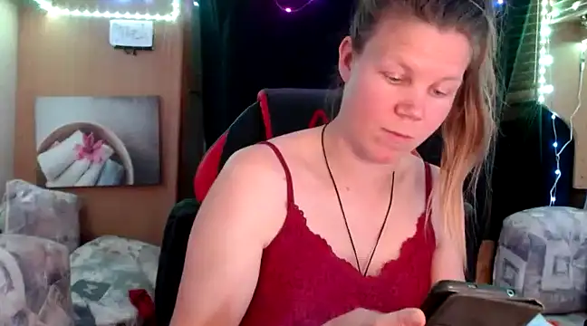 Snapshot of CallMeMaria chatting on March 15, 2025, 3:37 pm CallMeMaria online show from March 15, 2025, 3:37 pm