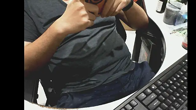 Snapshot of chi_38 chatting on March 19, 2025, 2:24 pm chi 38 online show from March 19, 2025, 2:24 pm