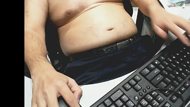 Snapshot of chi_38 chatting on March 16, 2025, 4:56 pm chi 38 online show from March 16, 2025, 4:56 pm