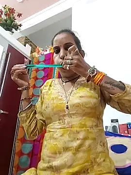 Hotty-Nidhi online show from November 1, 2025, 1:38 pm