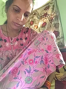 Hotty-Nidhi online show from November 5, 2025, 2:36 am