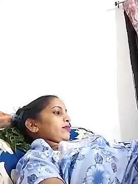 Hotty-Nidhi online show from March 13, 2025, 2:44 pm