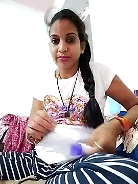 Hotty-Nidhi online show from March 12, 2025, 11:21 am